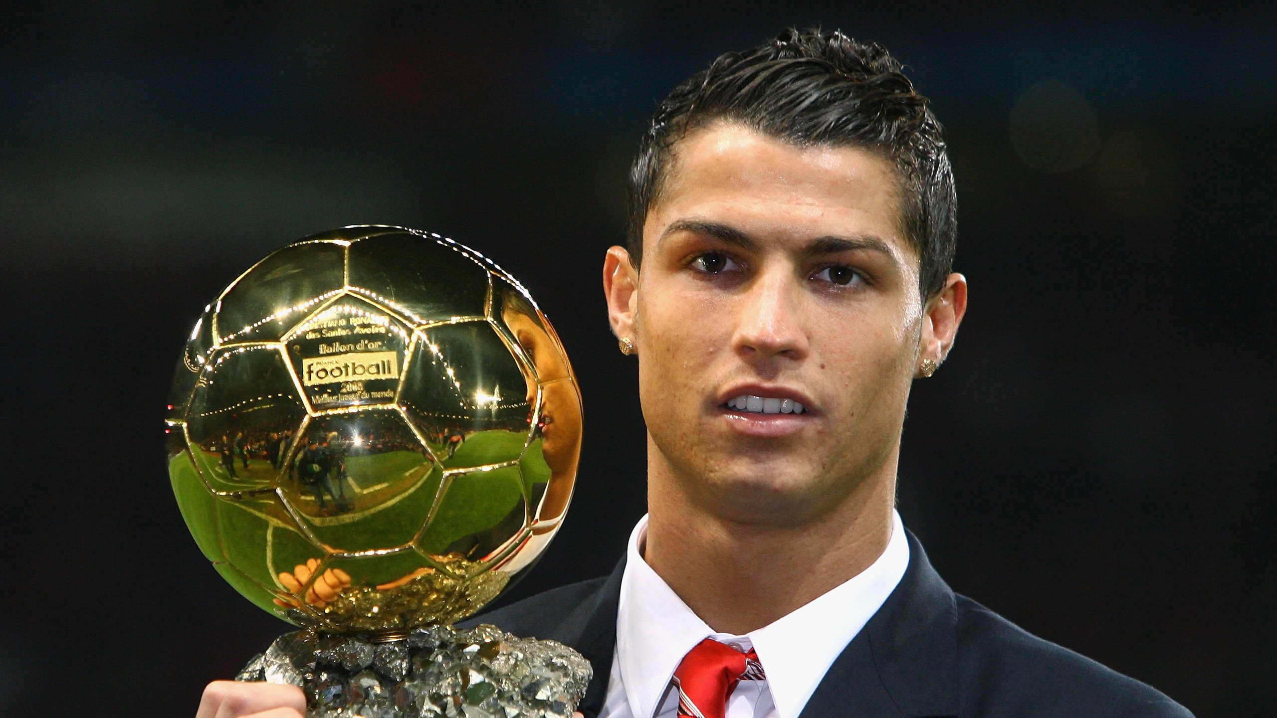 世界杯惊天逆转:奇迹瞬间点燃全场!,世界杯的惊喜